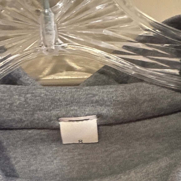 Gray Cropped Base Layer - Picture 2 of 3